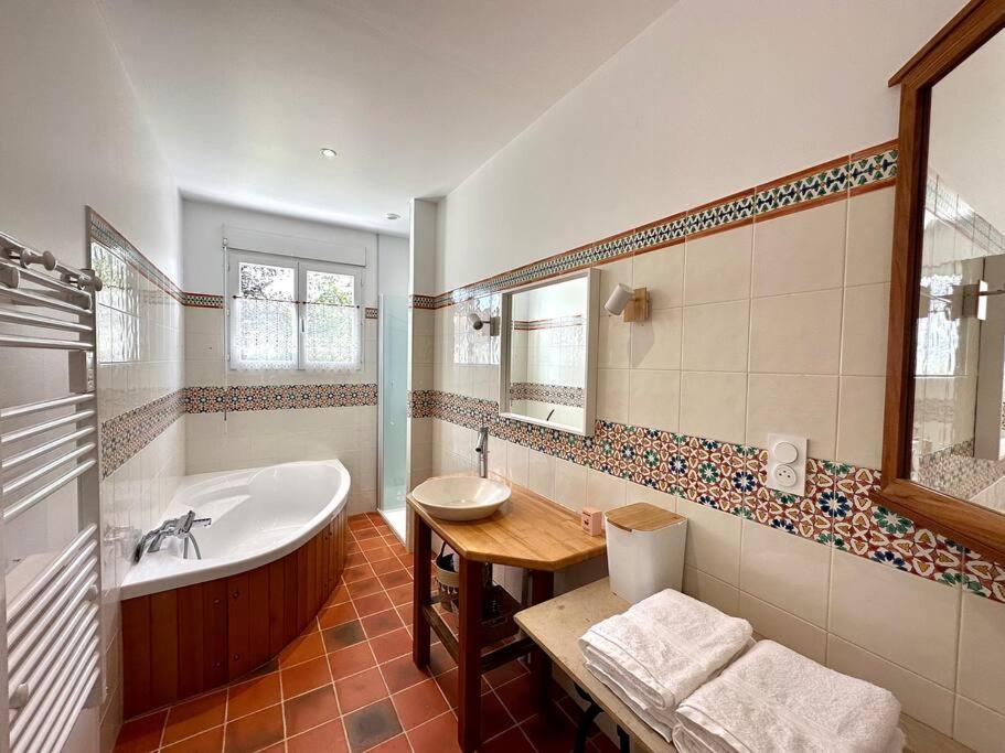Holiday home Maison Avec Piscine Caro (Pyrenees-Atlantiques)