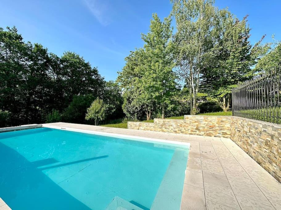 Holiday home Maison Avec Piscine *