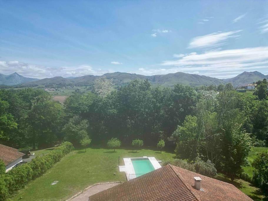 Maison Avec Piscine Caro (Pyrenees-Atlantiques)